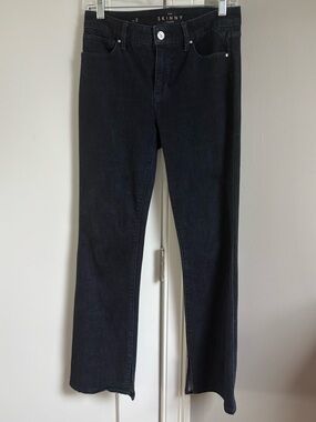 WHBM Skinny Stretch Jeans with bottom side split on leg